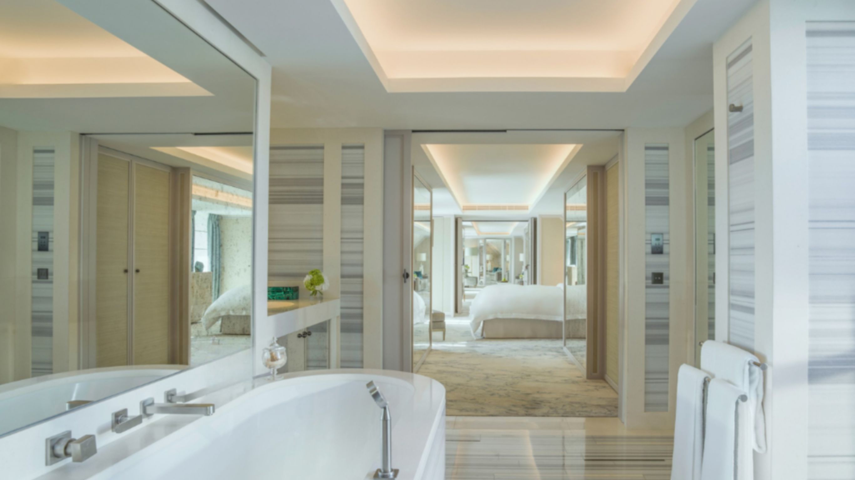 Salle de bains de la Suite Sgnature De Crillon